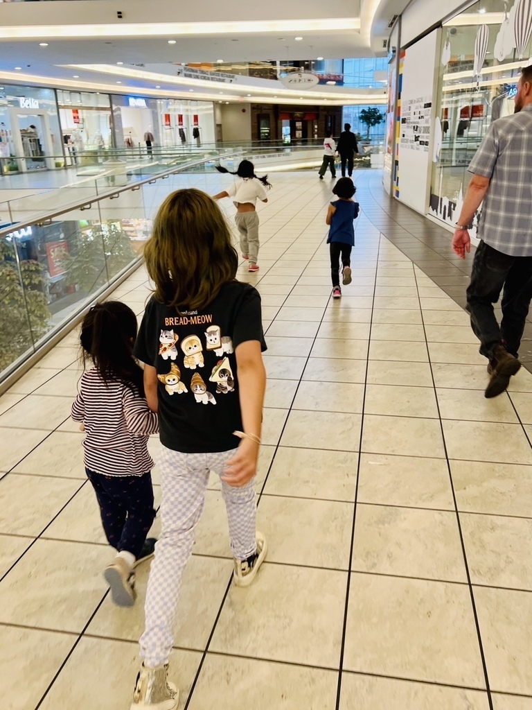 舒服 20250815_204707_HeSa%26;_Aberdeen Centre.JPG 舒服 20250815_204707_HeSa%26;_Aberdeen Centre.JPG