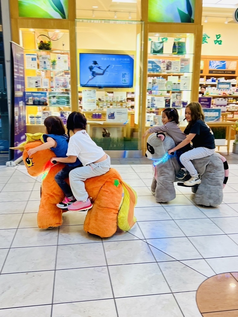 舒服 20250815_204706_HeSa%26;_Aberdeen Centre.JPG 舒服 20250815_204706_HeSa%26;_Aberdeen Centre.JPG