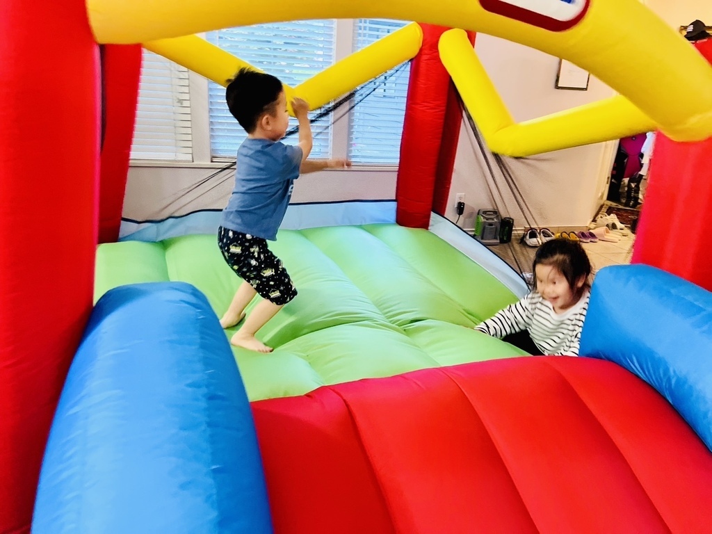 舒服 20250816_201600_Sa%26;_Friend%5Cs house.JPG 舒服 20250816_201600_Sa%26;_Friend%5Cs house.JPG