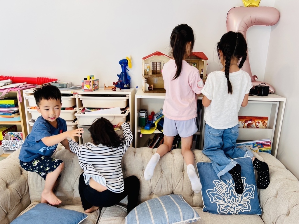 舒服 20250816_193400_HeSa%26;_Friend%5Cs house.JPG 舒服 20250816_193400_HeSa%26;_Friend%5Cs house.JPG