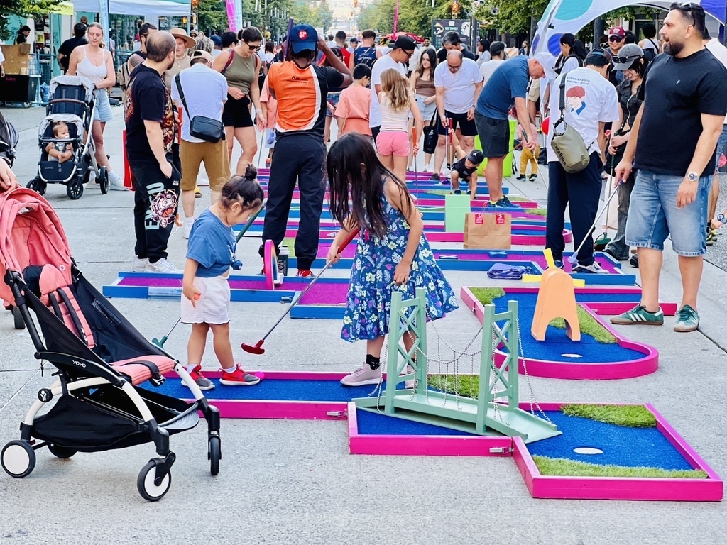 威權 20250824_193000_HeSa_Downtown Vancouver.JPG 威權 20250824_193000_HeSa_Downtown Vancouver.JPG