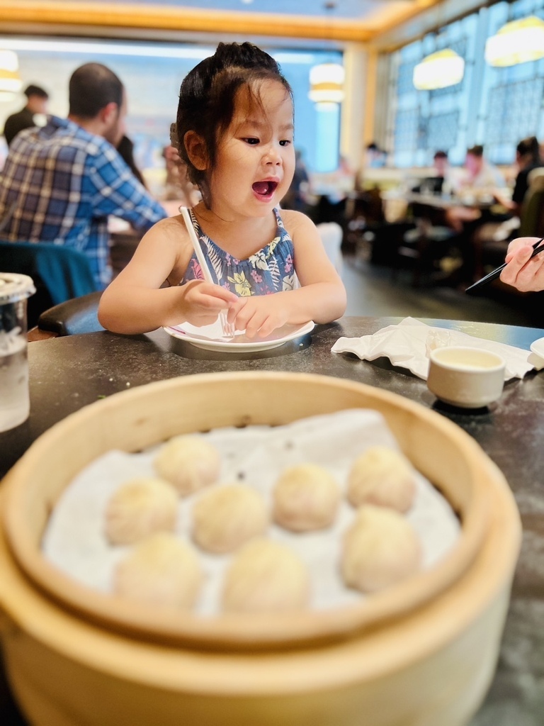 威權 20250831_171104_Sa_Din Tai Fung.JPG 威權 20250831_171104_Sa_Din Tai Fung.JPG