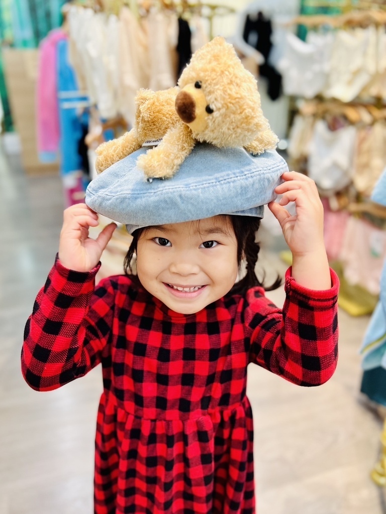 開學了 20250907_165100_Sa_Mall.JPG 開學了 20250907_165100_Sa_Mall.JPG