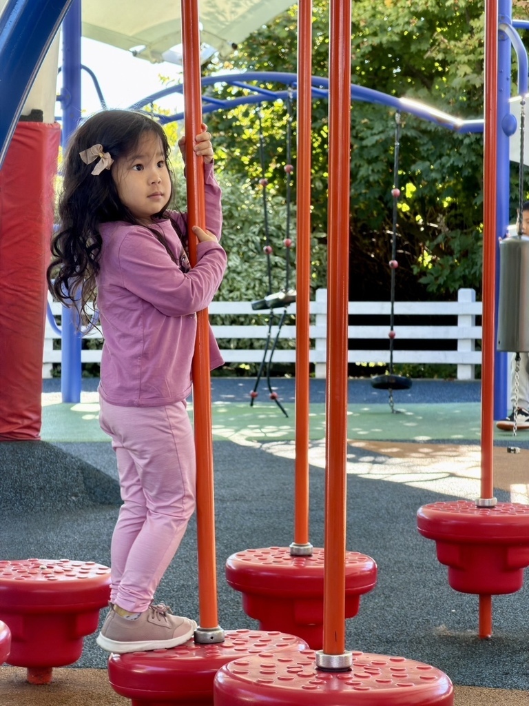 中秋節 20251005_112800_Sa_YVR Outlet.JPG 中秋節 20251005_112800_Sa_YVR Outlet.JPG