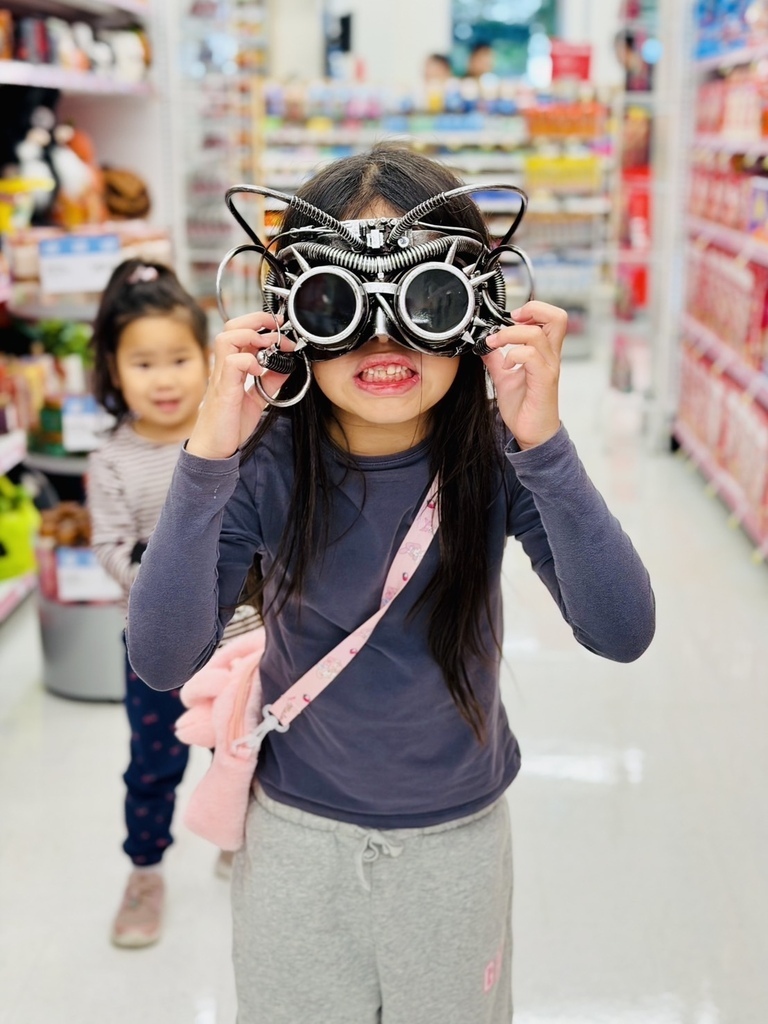 中秋節 20251005_164804_HeSa_Shoppers Drug Mart.JPG 中秋節 20251005_164804_HeSa_Shoppers Drug Mart.JPG