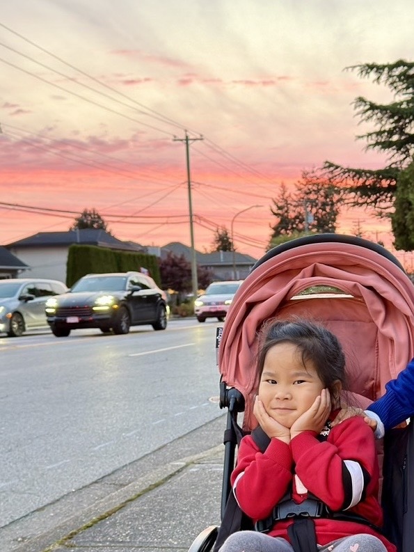 中秋節 20251009_184203_HeSa_Going Home.jpg 中秋節 20251009_184203_HeSa_Going Home.jpg