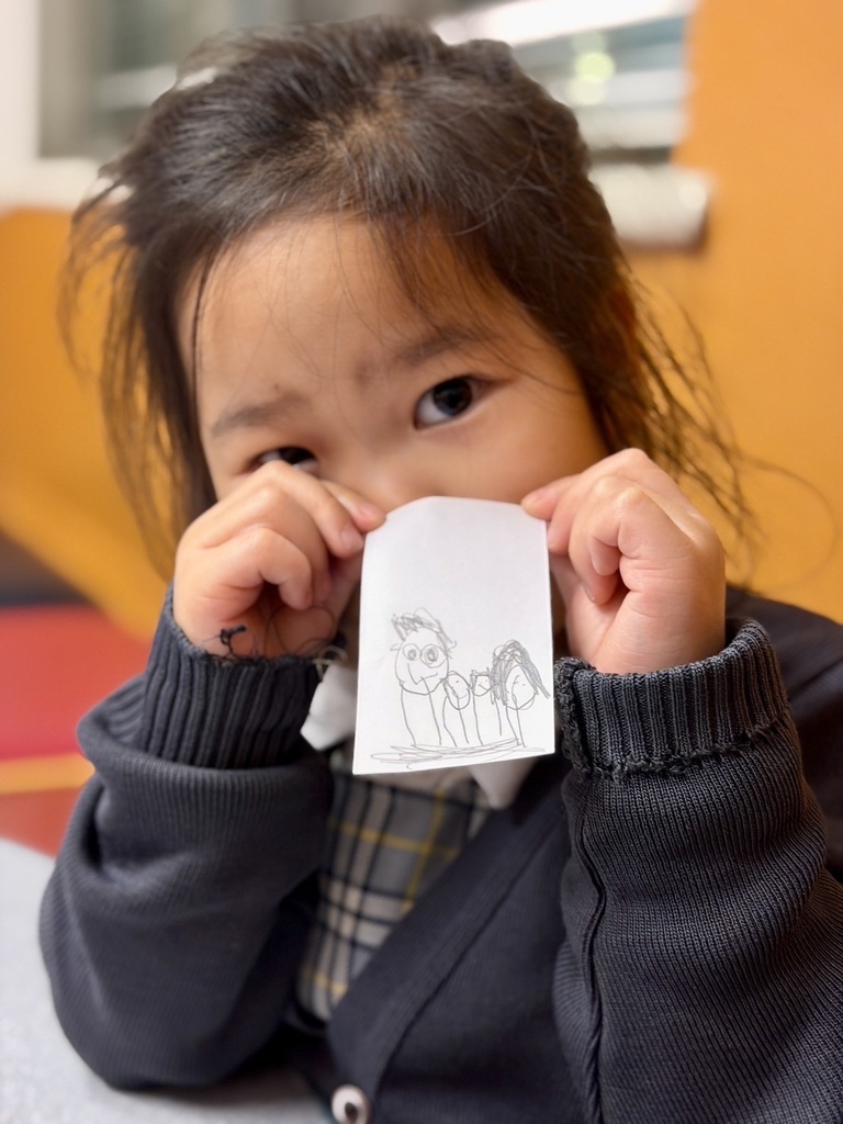 中秋節 20251016_184800_Sa_RPL.JPG 中秋節 20251016_184800_Sa_RPL.JPG