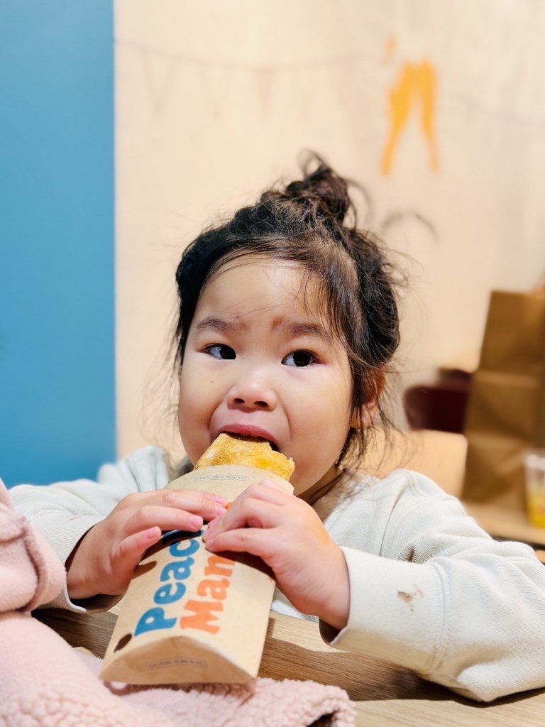 罌粟花日 20251101_190800_Sa_Jollibee, Vancouver.JPG