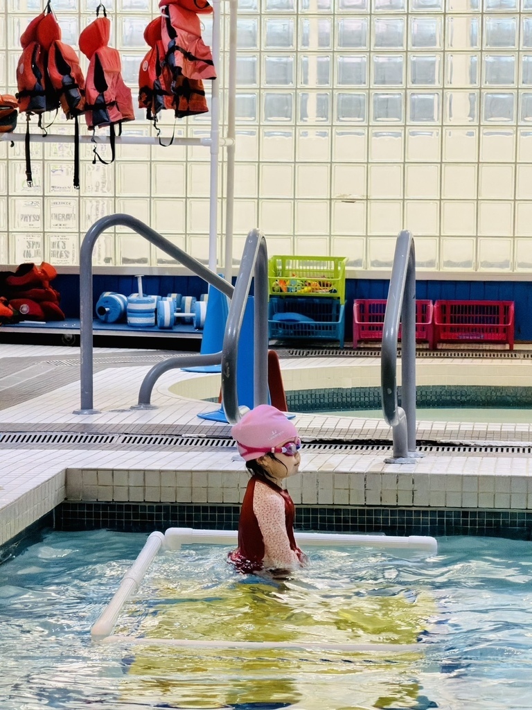 罌粟花日 20251103_180300_Sa_Swimming.JPG 罌粟花日 20251103_180300_Sa_Swimming.JPG