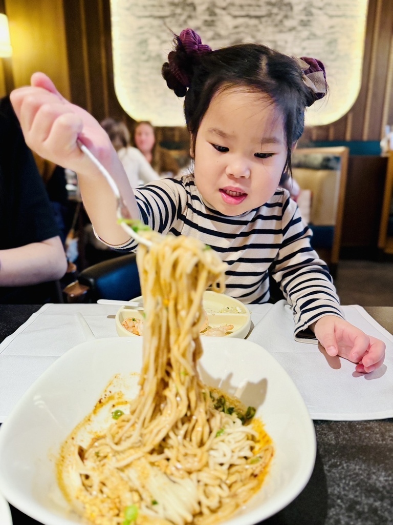 罌粟花日 20251111_145500_Sa_Downtown Vancouver.JPG 罌粟花日 20251111_145500_Sa_Downtown Vancouver.JPG