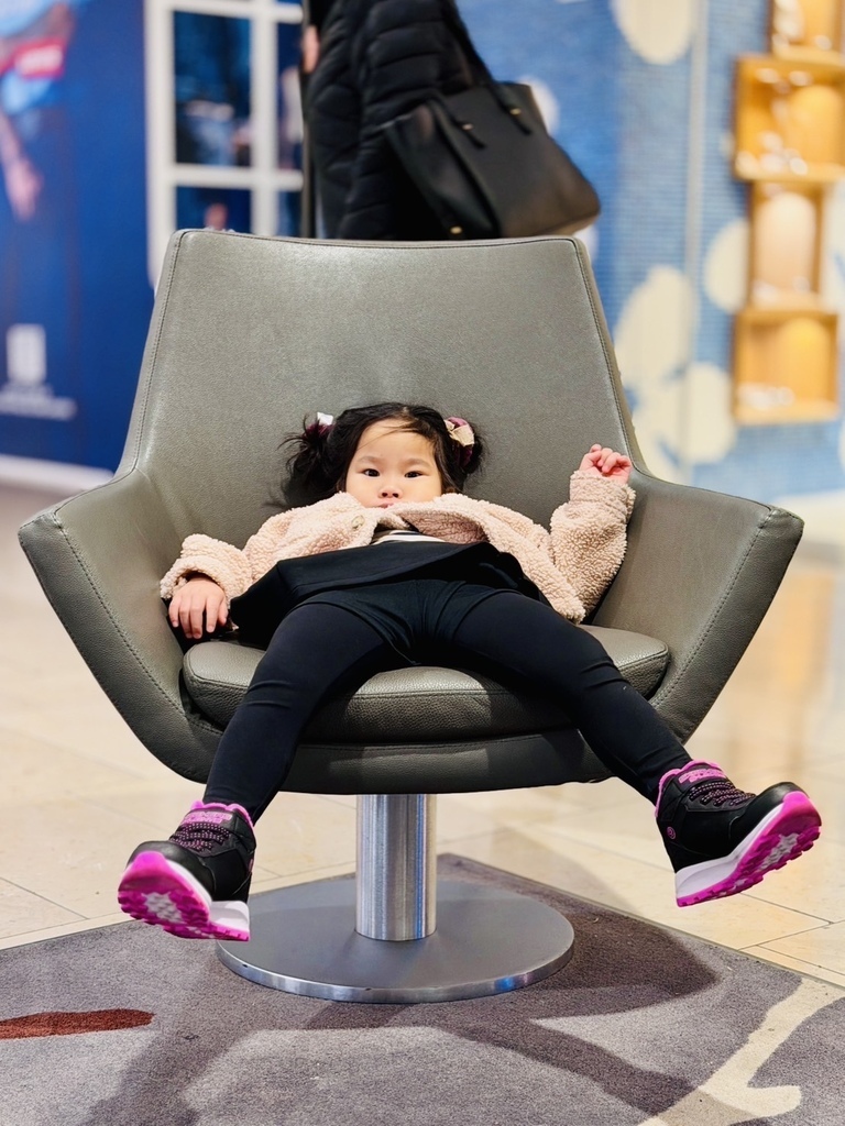 罌粟花日 20251111_131900_Sa_Downtown Vancouver.JPG 罌粟花日 20251111_131900_Sa_Downtown Vancouver.JPG