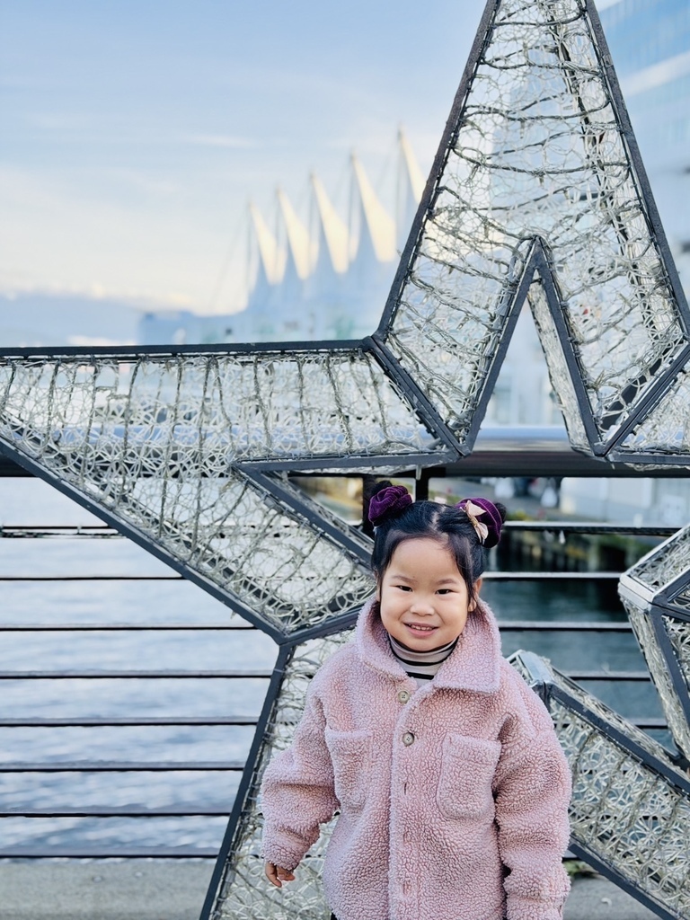 罌粟花日 20251111_090701_Sa_Downtown Vancouver.JPG 罌粟花日 20251111_090701_Sa_Downtown Vancouver.JPG