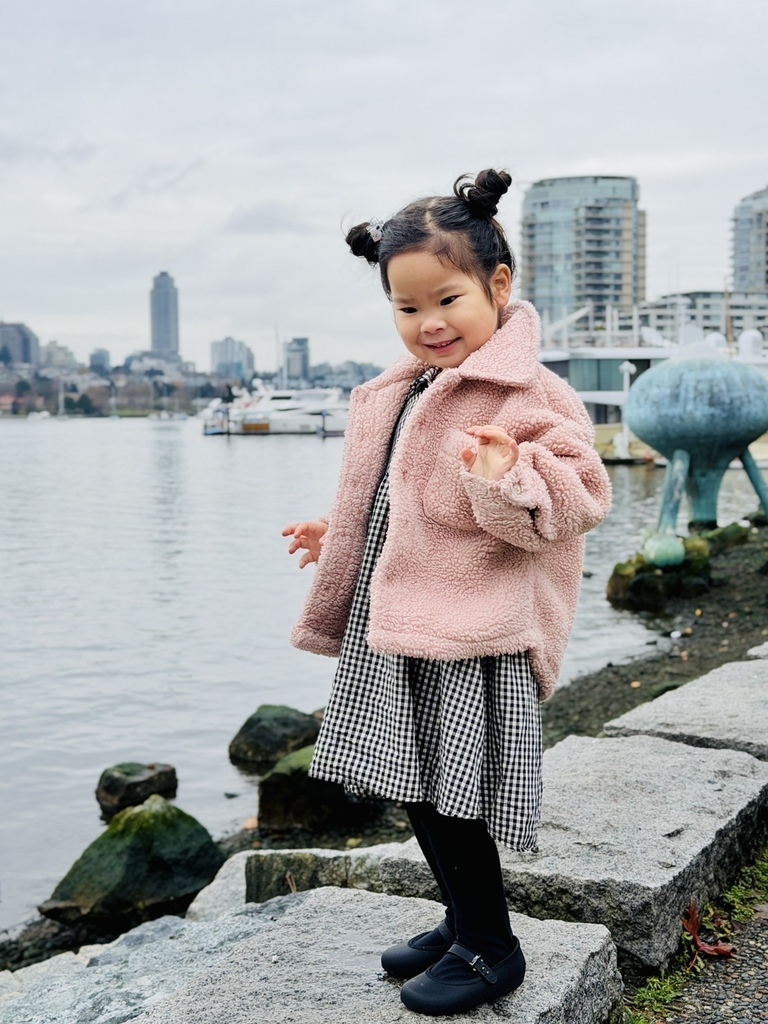 罌粟花日 20251116_114100_Sa_Downtown Vancouver.JPG 罌粟花日 20251116_114100_Sa_Downtown Vancouver.JPG