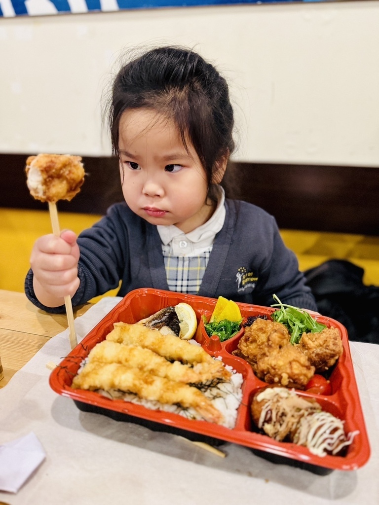 Black Friday (3y11m) Black Friday (3y11m)