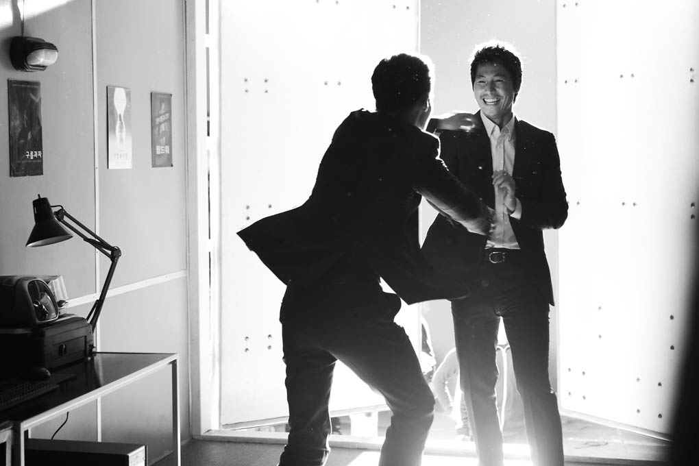 《神之一手》公開花絮照 鄭宇成崔振赫私下親密_2 《神之一手》公開花絮照 鄭宇成崔振赫私下親密_2