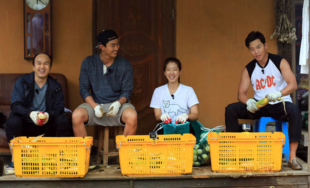 《一日三餐》成員剝玉米 朴信惠加盟歡樂足 _1 《一日三餐》成員剝玉米 朴信惠加盟歡樂足 _1