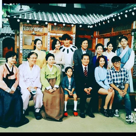 《奇怪的兒媳》下週劇終 演員曬片場合照 《奇怪的兒媳》下週劇終 演員曬片場合照