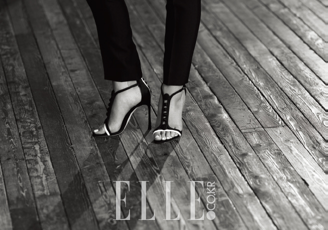 黃靜茵_ELLE_201604_5.jpg