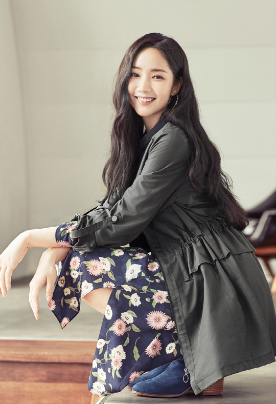 朴敏英_女裝品牌COMPAGNA_2017秋裝_1