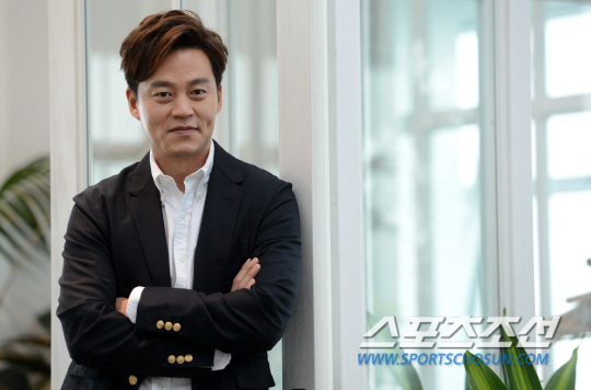 李瑞鎮採訪談《尹食堂2》 贊朴敘俊表現佳