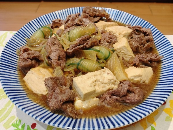 日式燉煮牛肉豆腐3.jpg