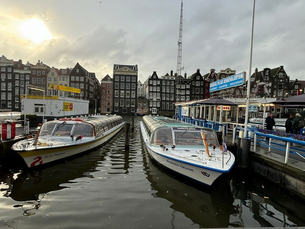 20240416荷比法(3)荷蘭.水壩廣場、阿姆斯特丹運河遊