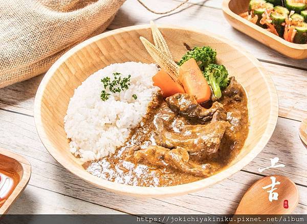 香濃微辣的上吉燒肉特製和牛咖哩飯