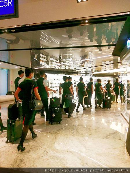 400450.jpg 400450.jpg