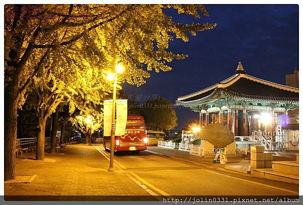 龍頭山公園：釡山塔