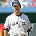 derek-jeter-yankees-20090906_zaf_se4_112.jpg