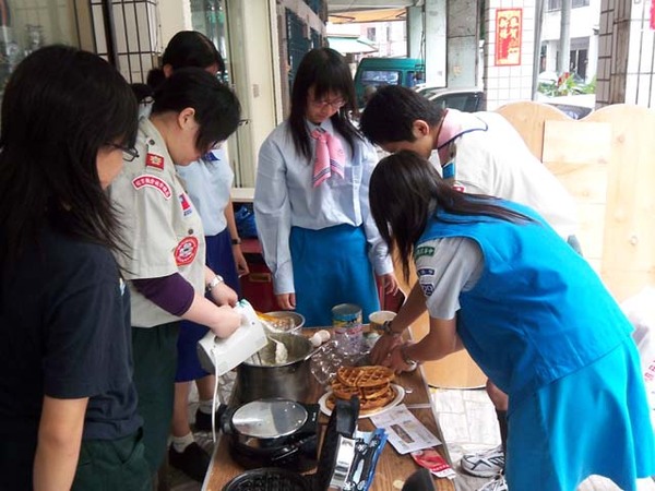 [ 鬆餅製作 ] 攪拌鬆餅糊(一)