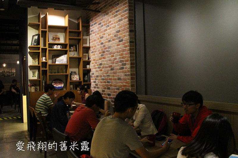 台中【艾可先生】逢甲店夏日特餐~~酷夏無食慾的美味引誘，偶胃口大開啦！