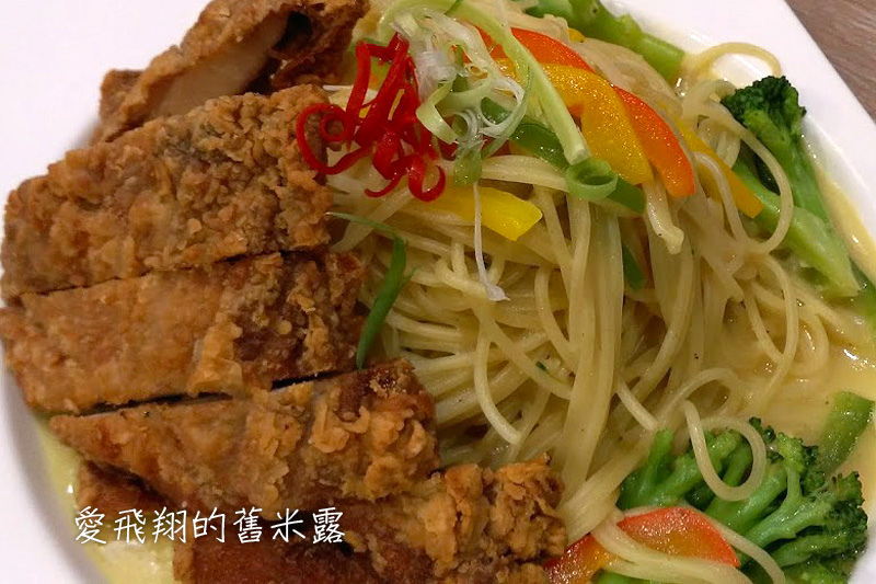 台中【艾可先生】逢甲店夏日特餐~~酷夏無食慾的美味引誘，偶胃口大開啦！