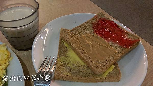 台中好宿~~塔木德連鎖飯店原德館，服務好貼心，商務洽公與旅行住宿的好選擇