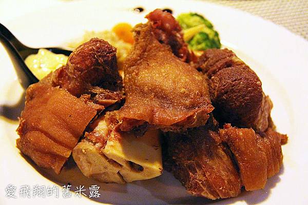 魔術師的居所~可薩瑪果義式餐廳，窯烤魔法美食熱騰騰上桌