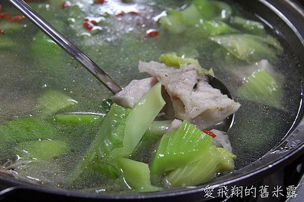 雲林湖口海味漁鄉樂遊趣~馬蹄蛤主題館摸蜆仔、第一鰻波餵魚、火烤烏魚子、體驗農種、品嚐龍膽石斑特餐與成龍溼地看落日