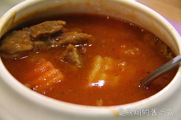 桃園火焰牛排，轟炸你的味蕾