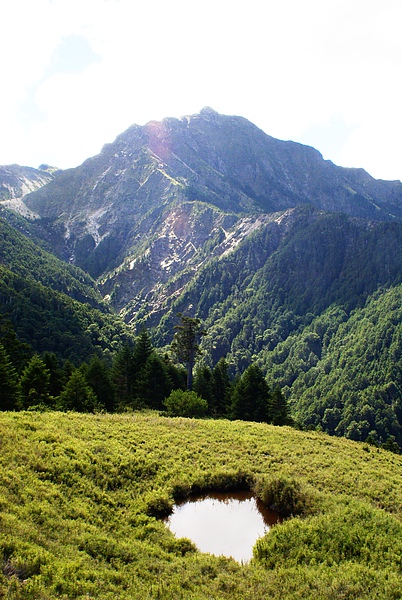 黑水塘與南湖大山 黑水塘與南湖大山
