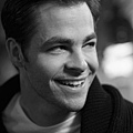 chris-pine-0905-ps05.jpg.jpeg