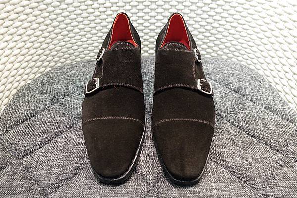 Y_1789_BlackS 02.JPG