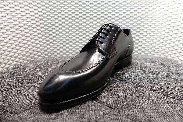 TLB_Owen_Black 05.JPG