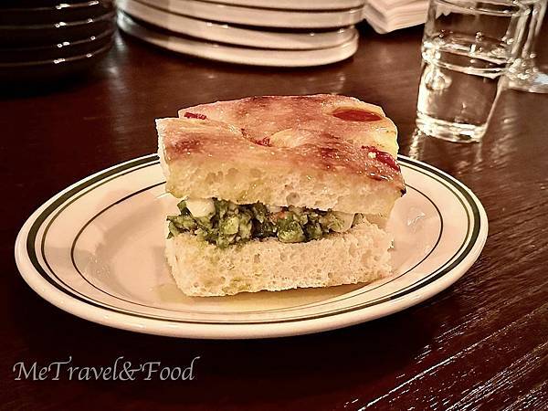 台灣 • 台北【 歐式 小酒館 • 草頭西 】 廚房 裡的魔 台灣 • 台北【 歐式 小酒館 • 草頭西 】 廚房 裡的魔