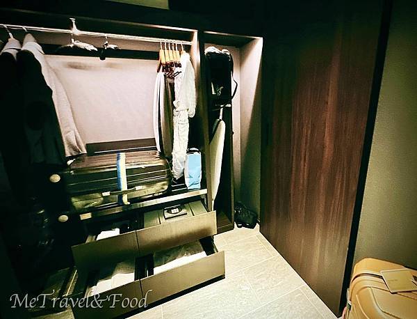 【日本 • 大阪 • Conrad Osaka 】白日黑夜 【日本 • 大阪 • Conrad Osaka 】白日黑夜