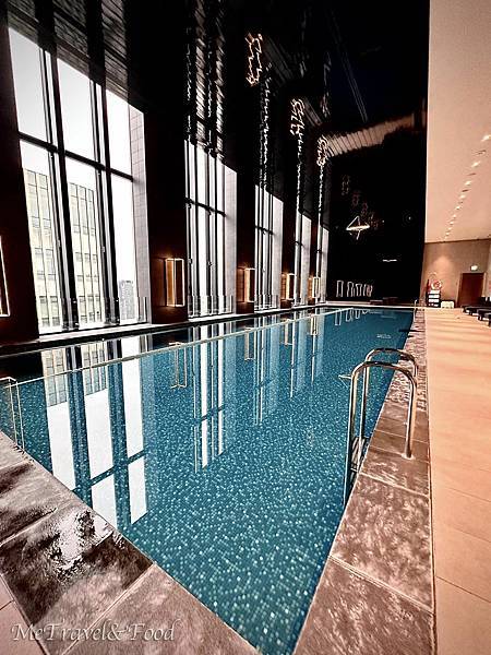 【日本 • 大阪 • Conrad Osaka 】白日黑夜 【日本 • 大阪 • Conrad Osaka 】白日黑夜