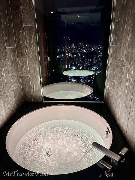 【日本 • 大阪 • Conrad Osaka 】白日黑夜 【日本 • 大阪 • Conrad Osaka 】白日黑夜