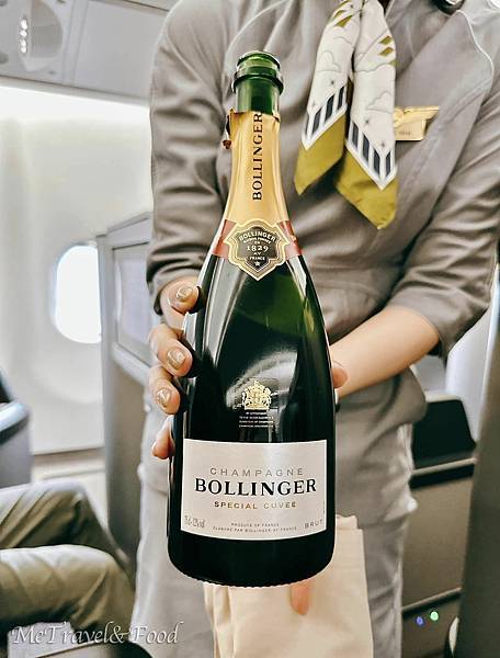 【 星宇航空 · 台北 直飛 關西 · 商務艙 】微失望初體 【 星宇航空 · 台北 直飛 關西 · 商務艙 】微失望初體