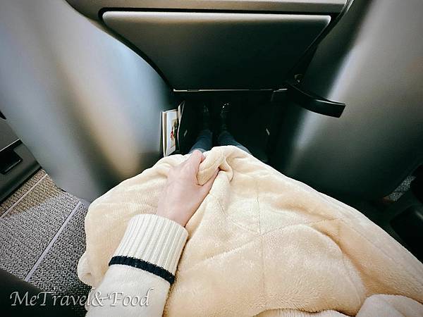 【 星宇航空 · 台北 直飛 關西 · 商務艙 】微失望初體 【 星宇航空 · 台北 直飛 關西 · 商務艙 】微失望初體