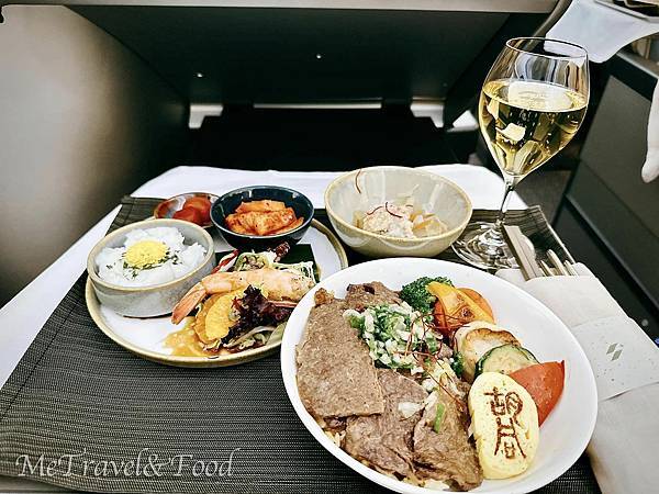 【 星宇航空 · 台北 直飛 關西 · 商務艙 】微失望初體 【 星宇航空 · 台北 直飛 關西 · 商務艙 】微失望初體