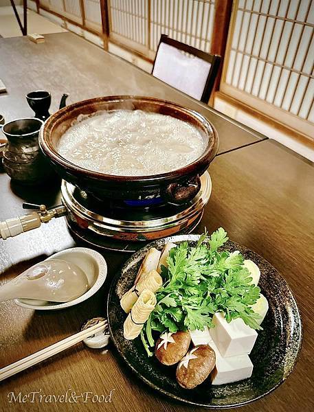 【日本 • 京都 • 鳥彌三 • 水炊鍋 き 】 膠原蛋白 【日本 • 京都 • 鳥彌三 • 水炊鍋 き 】 膠原蛋白