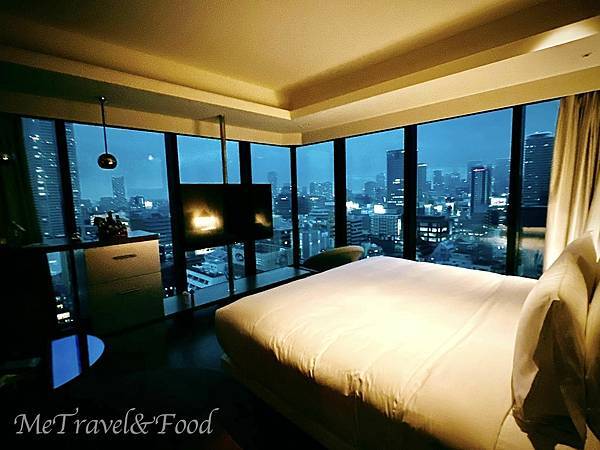 【 日本 • 大阪 • W Hotel Osaka 】含笑 【 日本 • 大阪 • W Hotel Osaka 】含笑